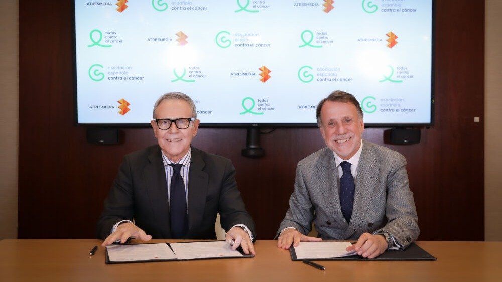 Los presidentes de la AECC y Atresmedia firman un acuerdo de acción contra el cáncer - Foto de Atresmedia