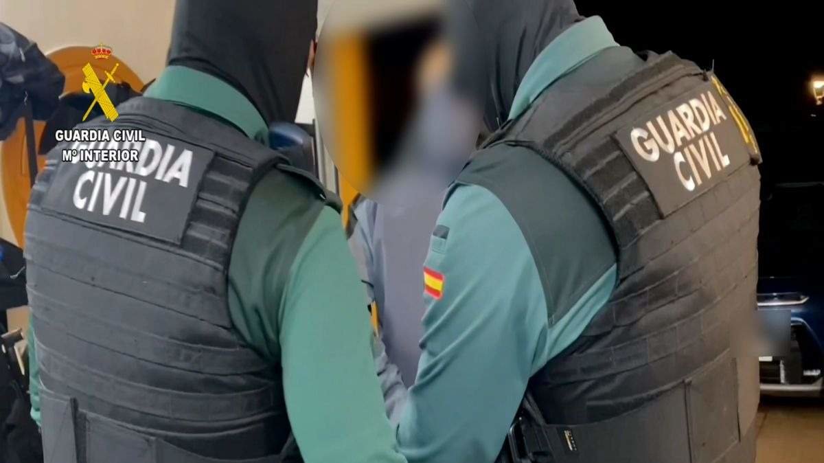 Agentes de la Guardia Civil en una operación - Foto del Ministerio del Interior