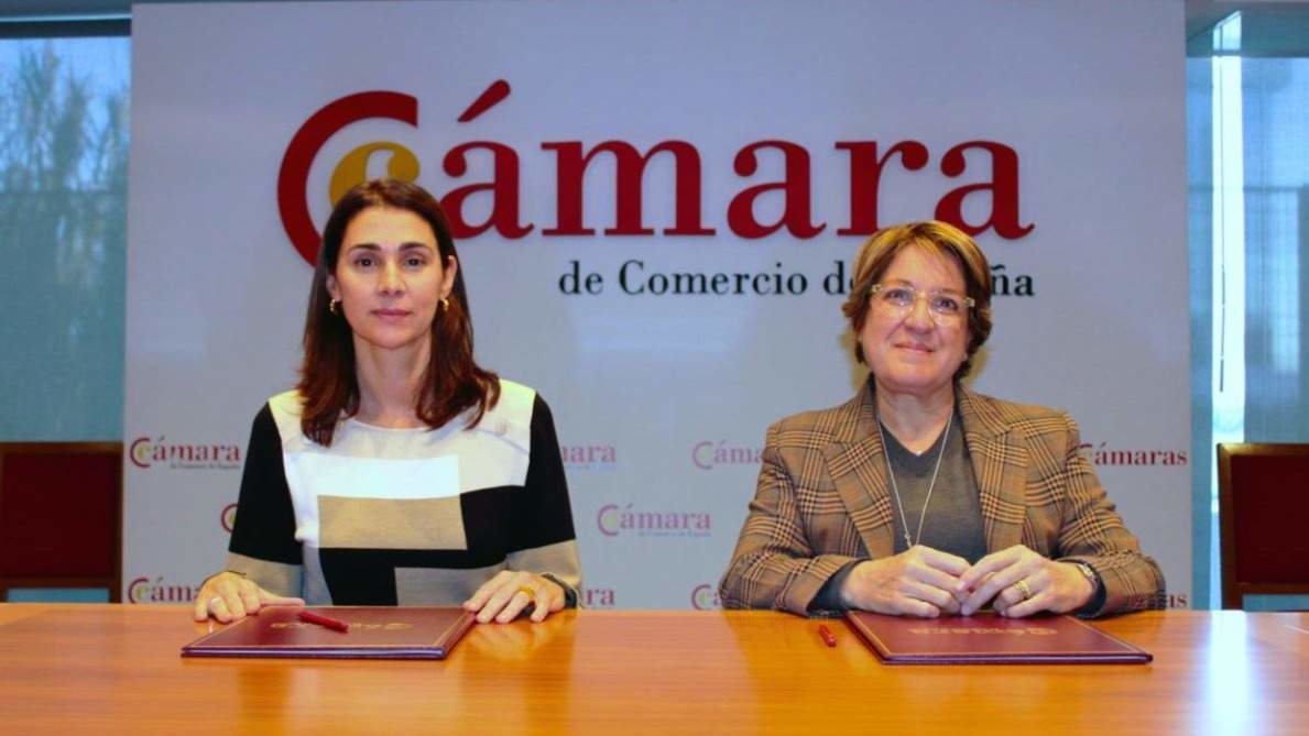 Cámara de España y CaixaBank Dualiza renuevan su convenio para impulsar la FP