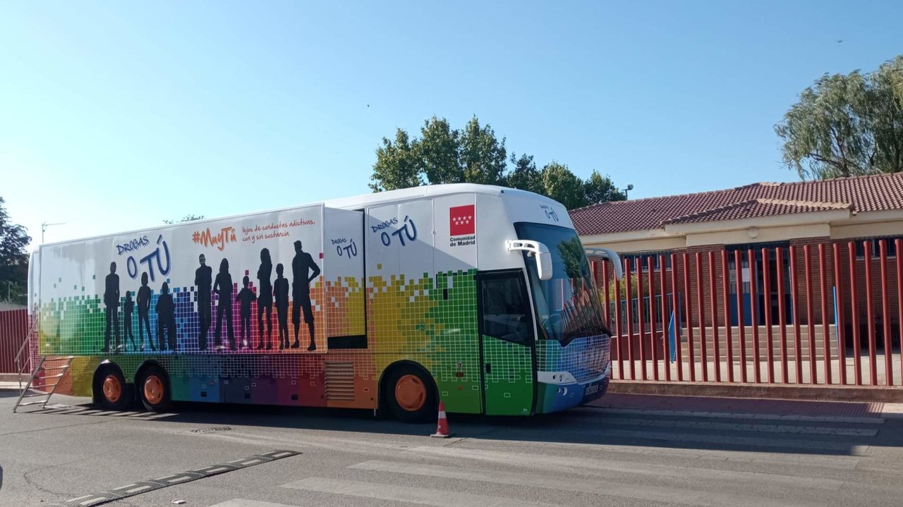 Campaña itinerante de prevención de adicciones Drogas o Tú - Comunidad de Madrid