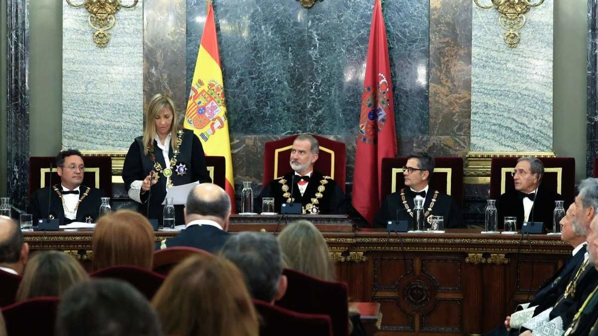 Isabel Perelló, durante su discurso ante el rey Felipe VI -  Foto de Casa Real