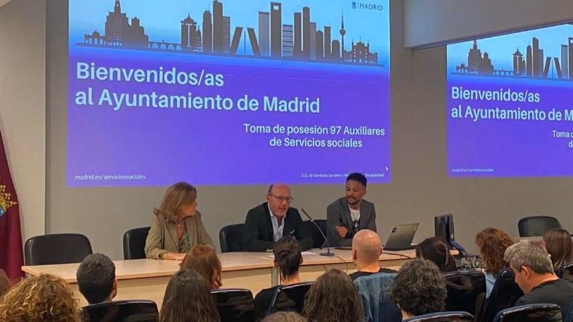 José Fernández en la bienvenida a los nuevos auxiliares - Foto de Ayuntamiento de Madrid