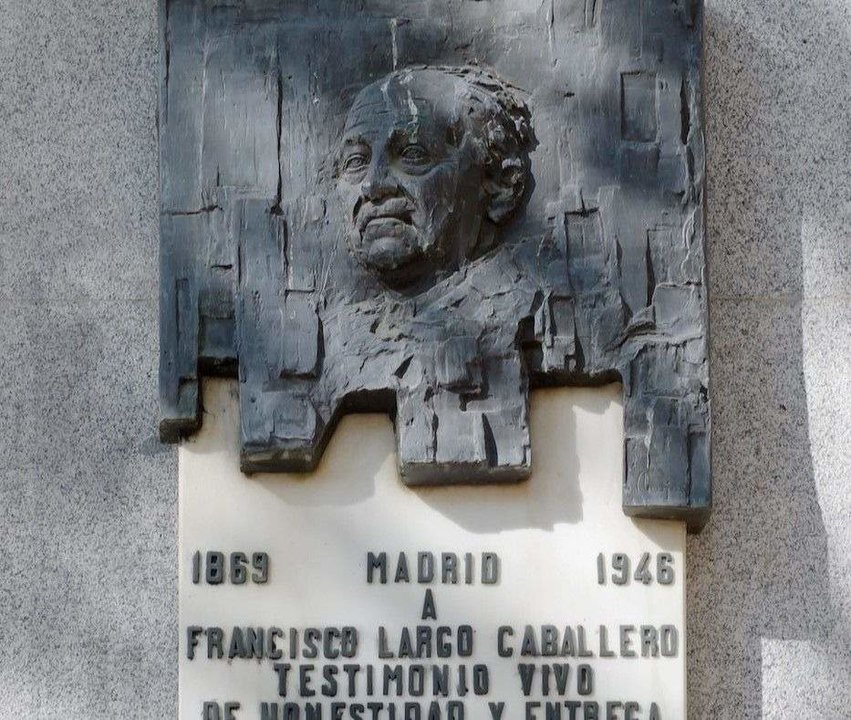 laca en honor a Largo Caballero | Foto de Ayuntamiento de Madrid