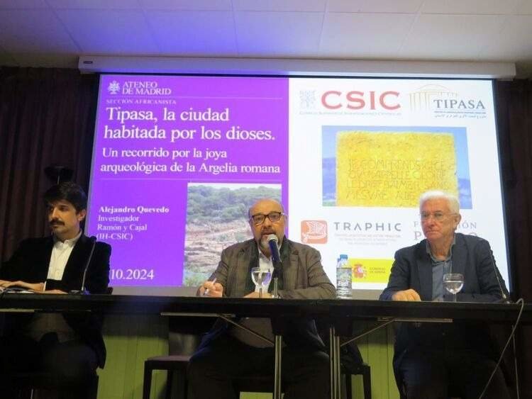 Alejandro Quevedo; Basilio Rodríguez Cañada y  
Miguel Ángel Puig Samper