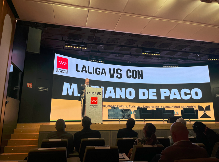 Paco Serrano en la Jornada de  reflexión sobre las claves para combatir el  discurso de odio en el fútbol profesional - Comunidad de Madrid