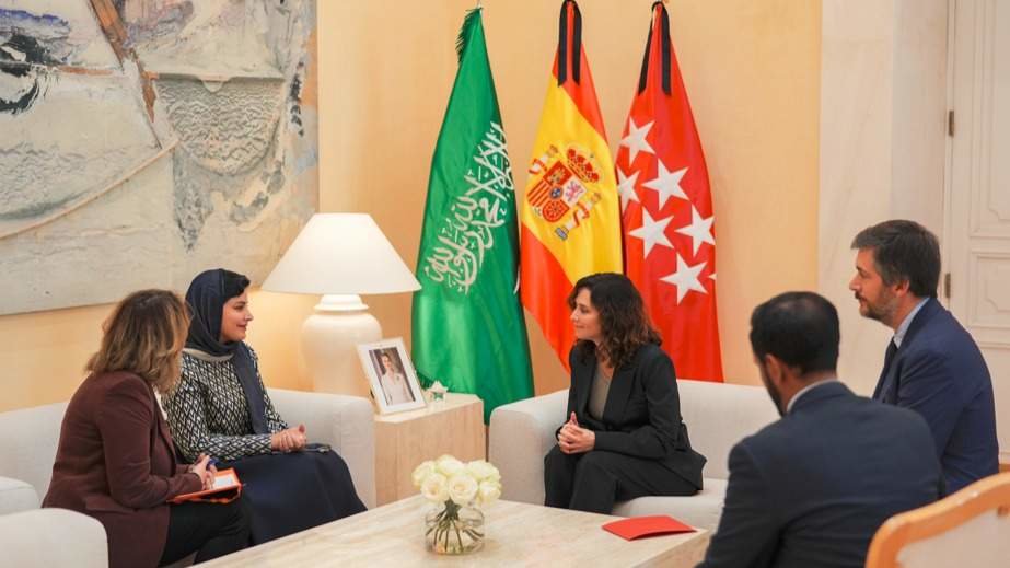 Díaz Ayuso se reúne con la embajadora de Arabia Saudí - Foto Comunidad de Madrid